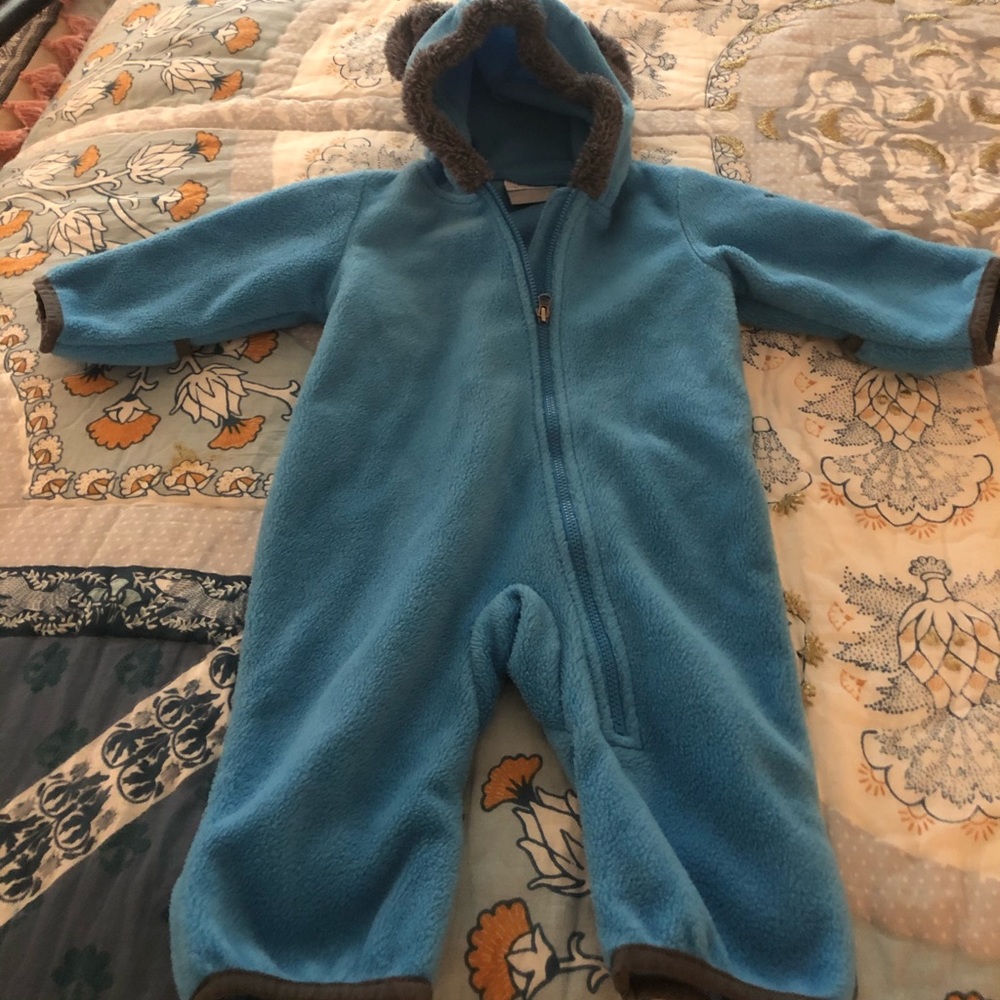 Columbia fleece bunting suit Size 3-6 months
